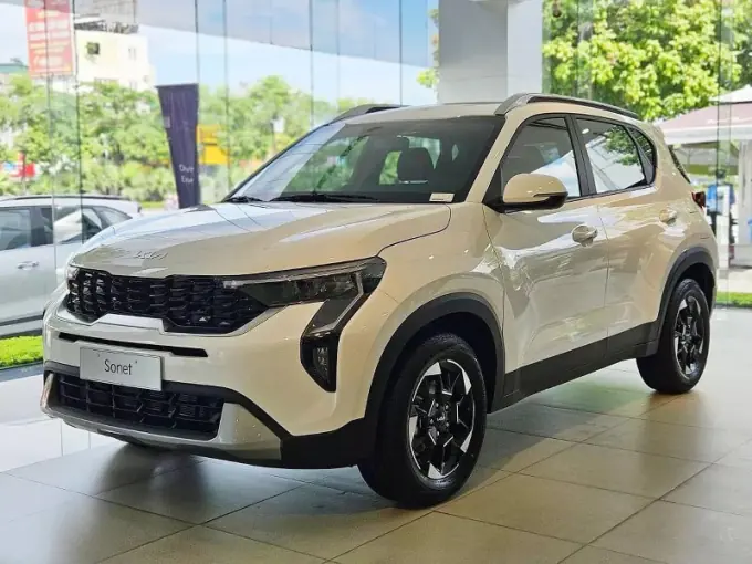 Thuê Xe Kia Sonet 1.5L Luxury Tự Lái (A-SUV Gầm Cao Năng Động)
